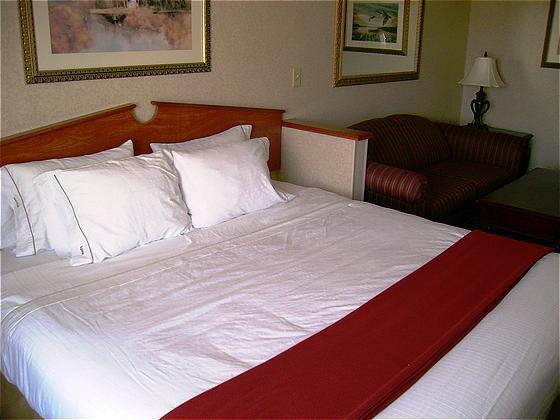 Holiday Inn Express & Suites Vermillion, An Ihg Hotel Eksteriør bilde