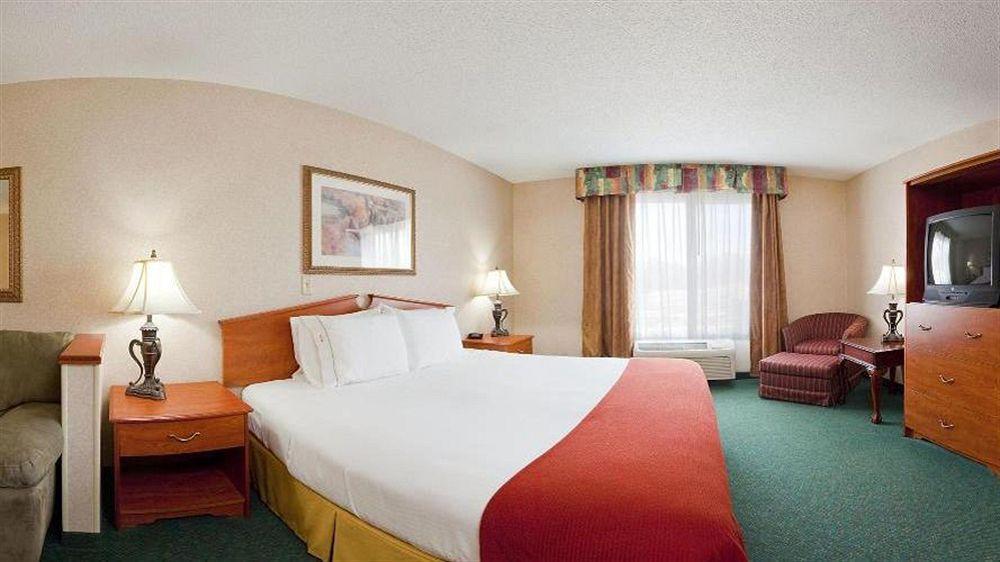 Holiday Inn Express & Suites Vermillion, An Ihg Hotel Eksteriør bilde