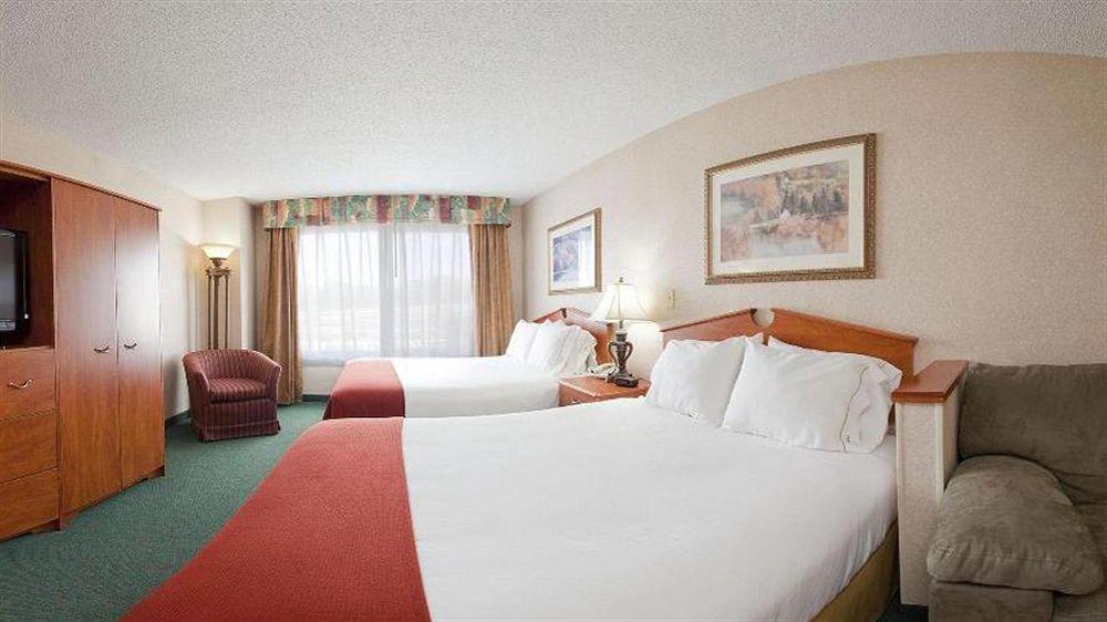 Holiday Inn Express & Suites Vermillion, An Ihg Hotel Eksteriør bilde