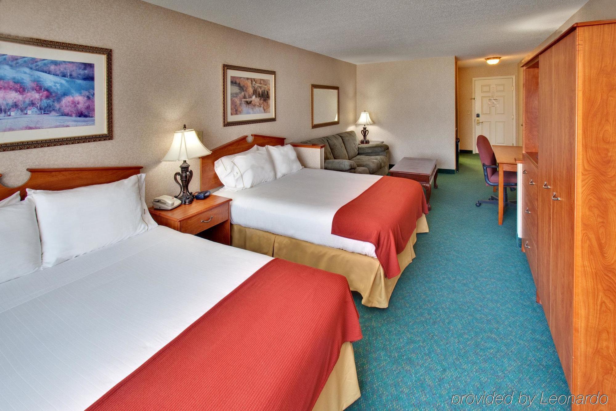 Holiday Inn Express & Suites Vermillion, An Ihg Hotel Eksteriør bilde