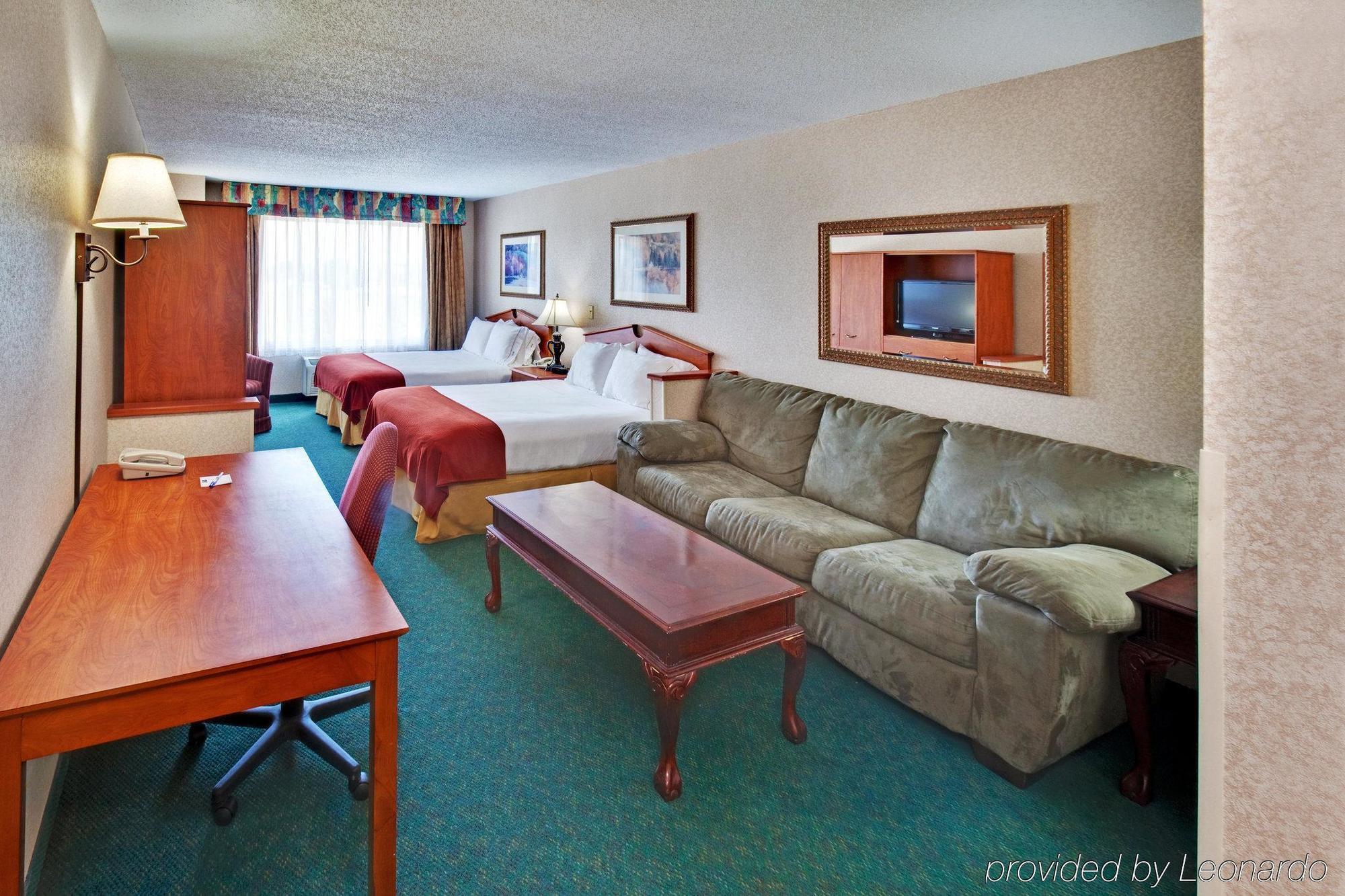 Holiday Inn Express & Suites Vermillion, An Ihg Hotel Rom bilde
