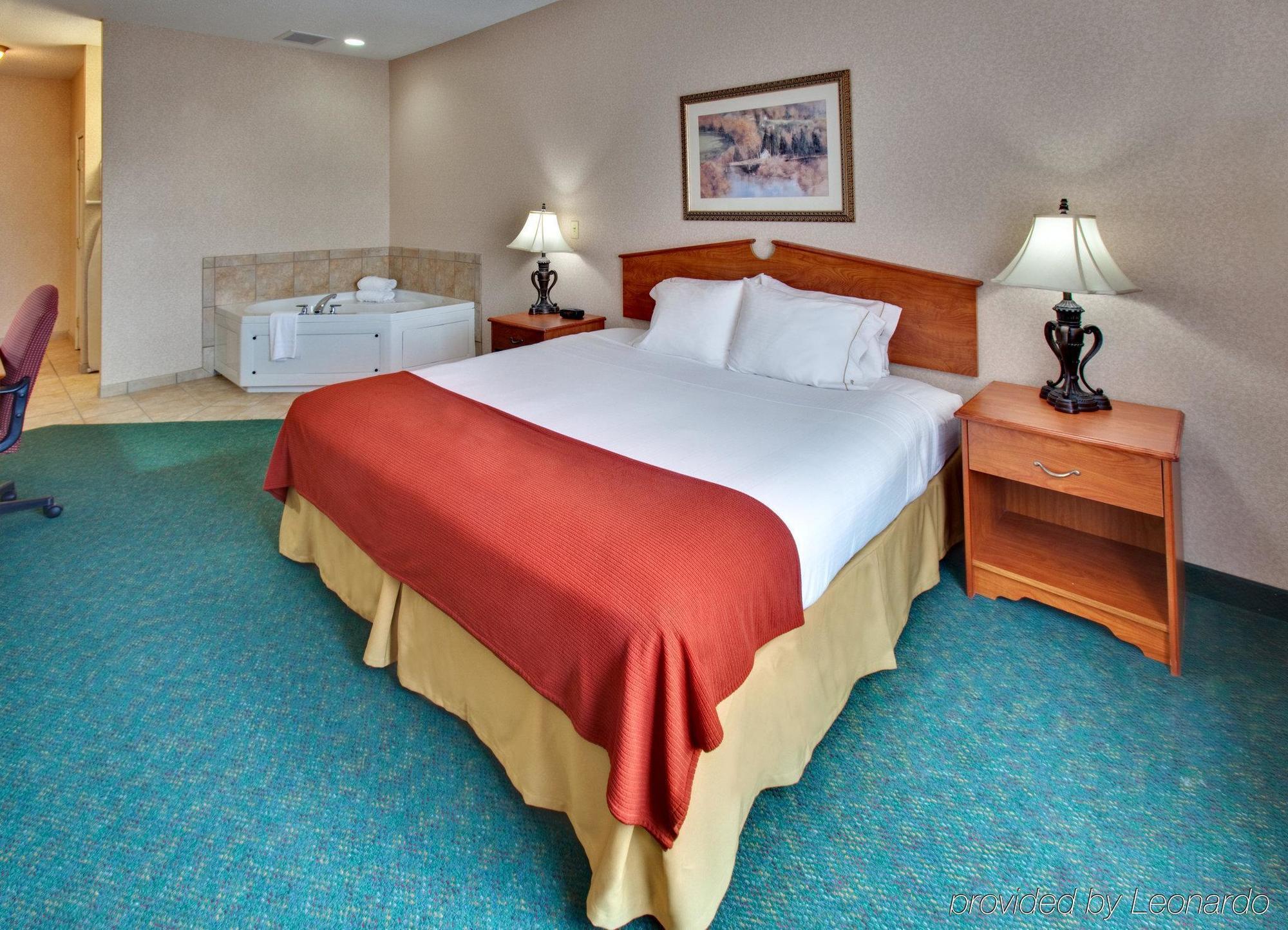 Holiday Inn Express & Suites Vermillion, An Ihg Hotel Rom bilde