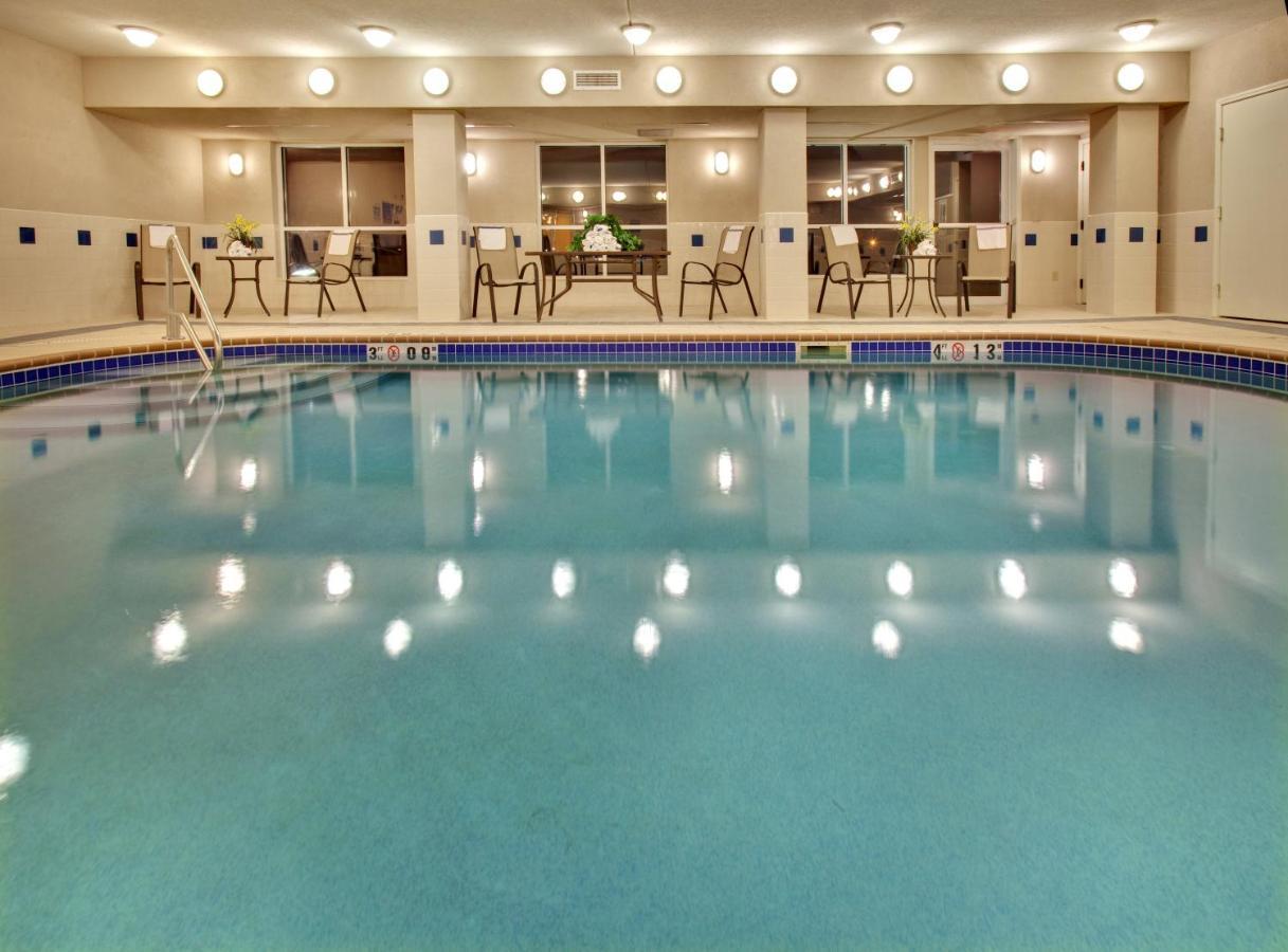 Holiday Inn Express & Suites Vermillion, An Ihg Hotel Eksteriør bilde