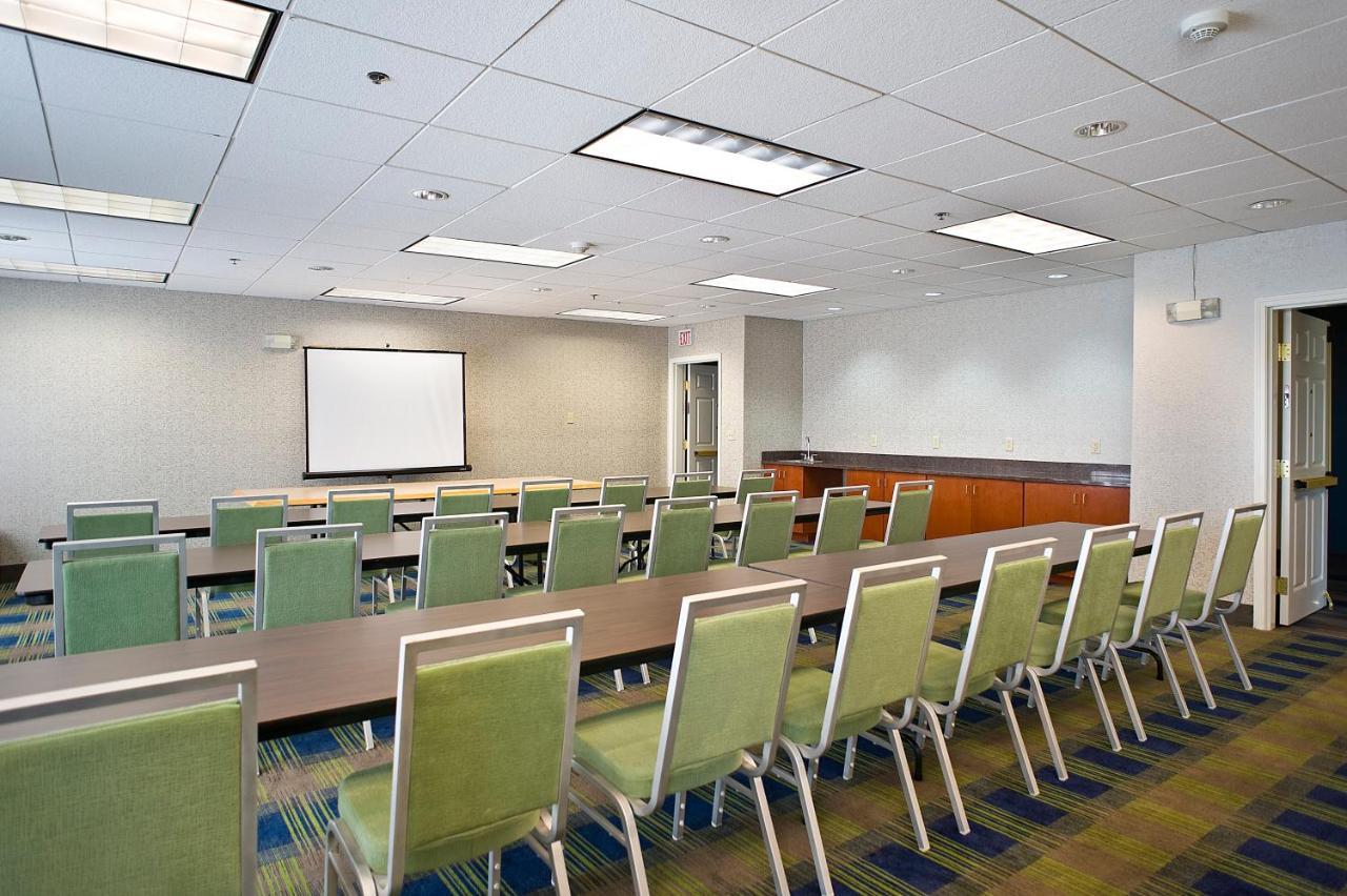 Holiday Inn Express & Suites Vermillion, An Ihg Hotel Eksteriør bilde