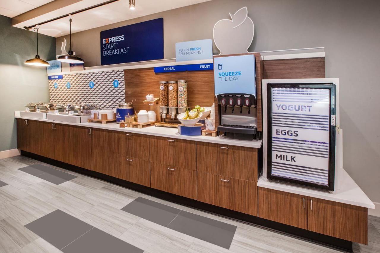 Holiday Inn Express & Suites Vermillion, An Ihg Hotel Eksteriør bilde